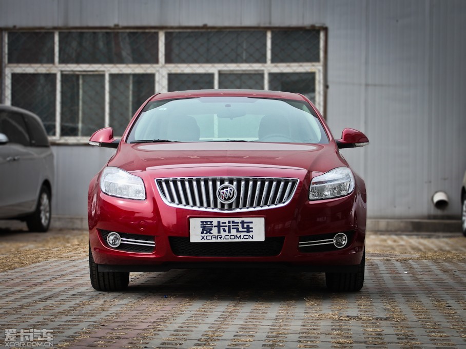 2012 2.0L Զ