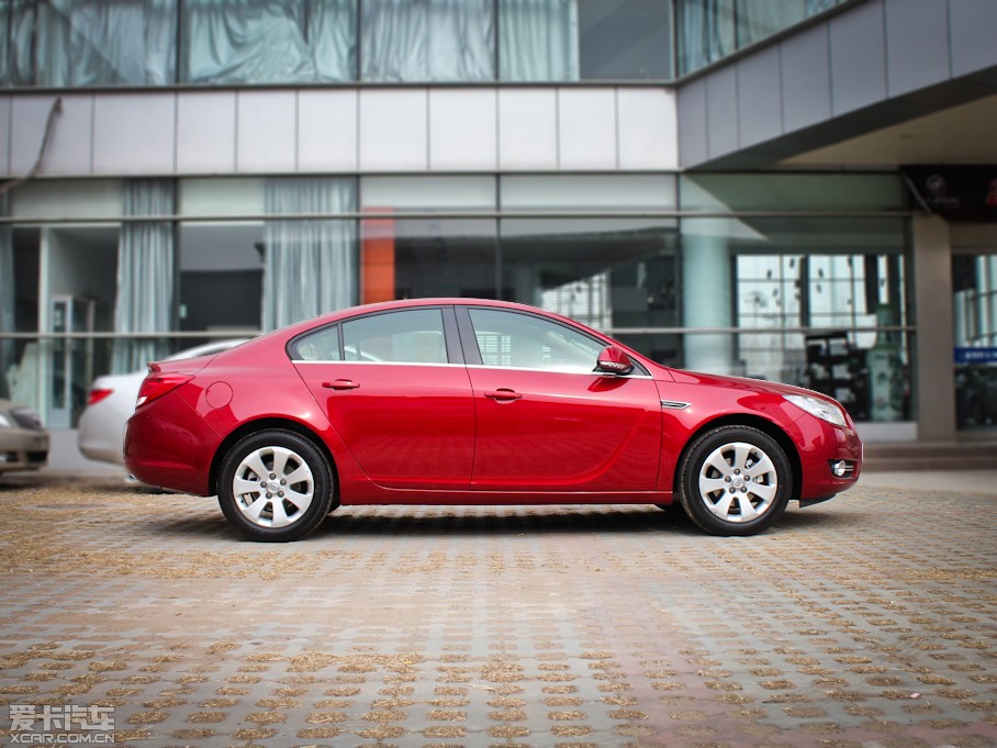 2012 2.0L Զ