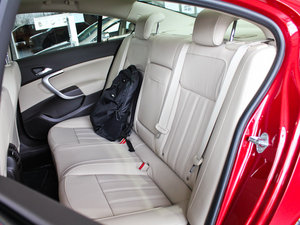 2012款2.0L 自动豪华版 后排座椅