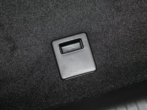 2012款2.0L 自动豪华版 空间座椅