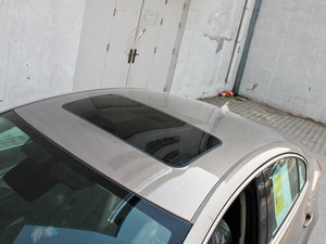 2012款2.0L 自动豪华版 细节外观