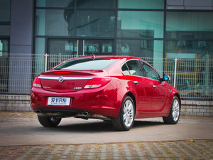 2012款2.4L SIDI自动旗舰版 整体外观
