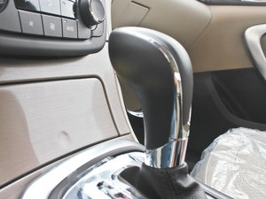2012款2.0L 自动舒适版 中控区
