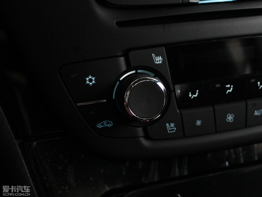 2012�����GS 2.0T �����\�Ӱ�