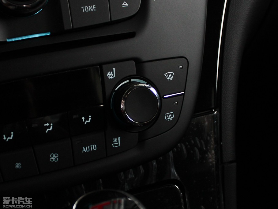 2012�����GS 2.0T �����\�Ӱ�