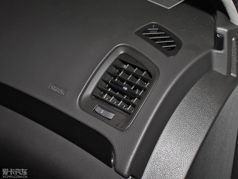 2012�����GS 2.0T �����\�Ӱ�