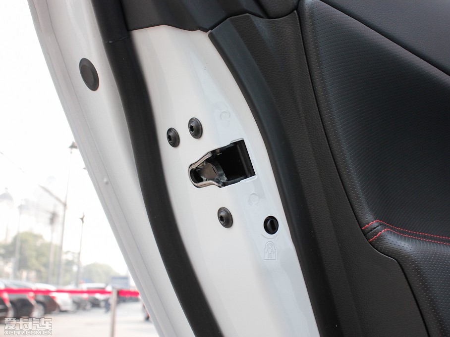 2012GS 2.0T (j)\(yn)(dng)