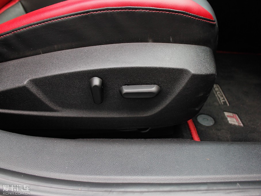 2012GS 2.0T (j)\(yn)(dng)