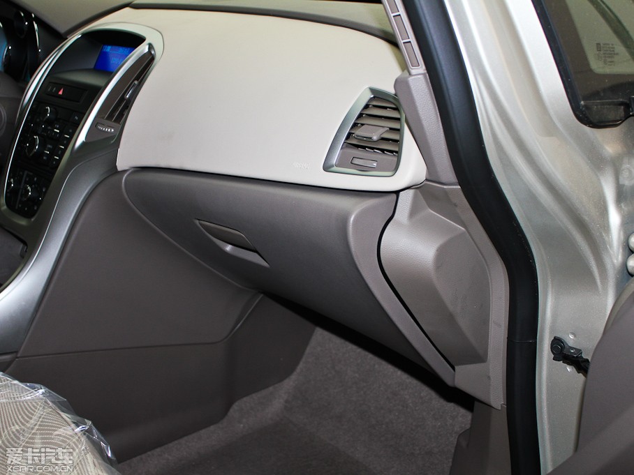 2012ӢGT 1.6L ք(dng)M(jn)ȡ