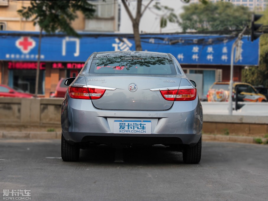 2012ӢGT 1.8L Ԅ(dng)r(sh)Ƥ