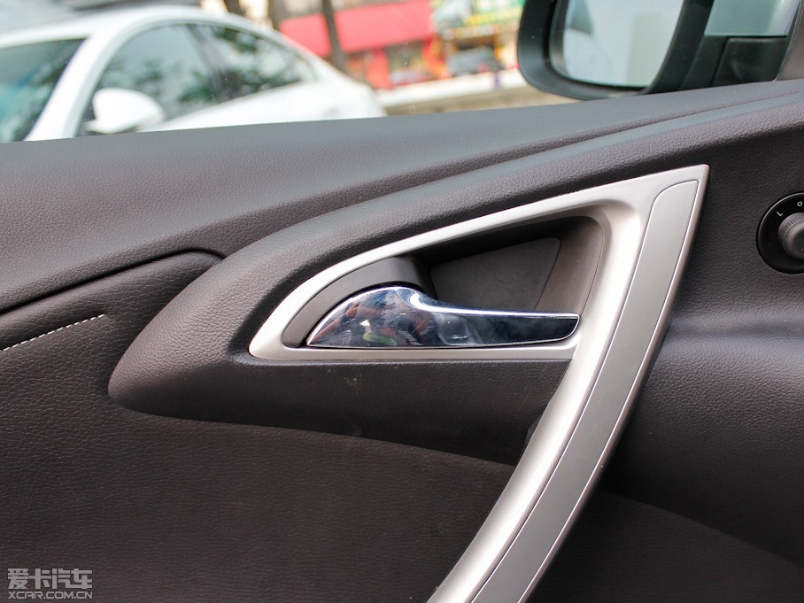 2012ӢGT 1.8L ԄӕrƤ