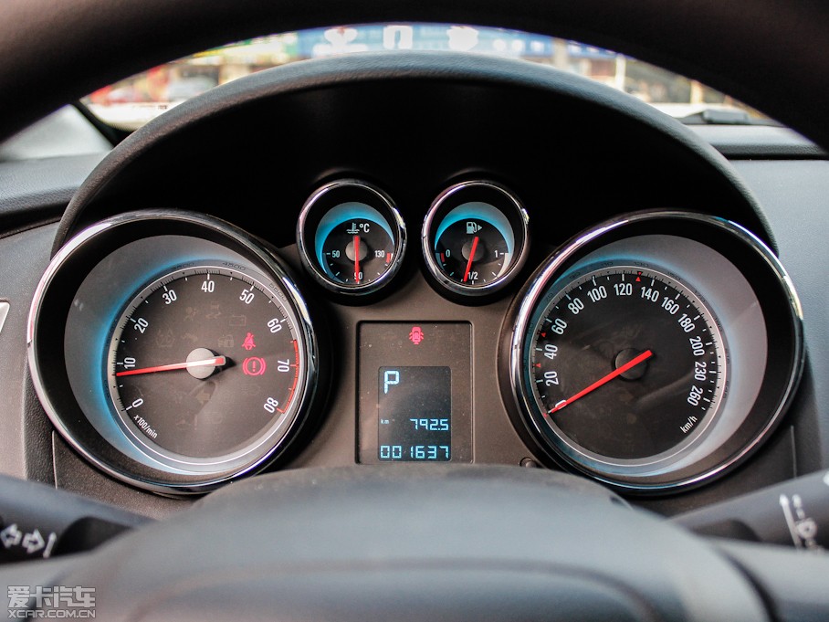 2012ӢGT 1.8L Ԅ(dng)r(sh)Ƥ