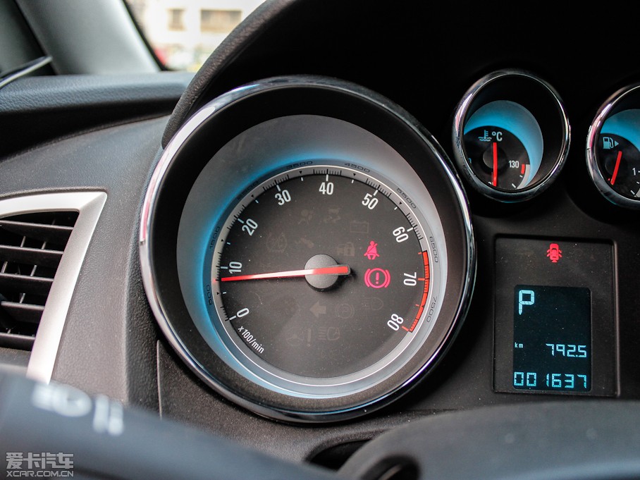 2012ӢGT 1.8L ԄӕrƤ