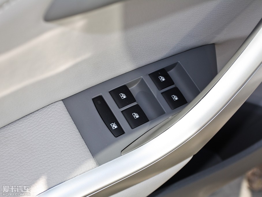 2012��Ӣ��XT 1.6L �ք��Mȡ��