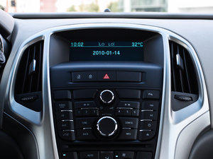 2012款1.6L 手动进取版 空调出风口