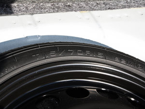 2012款1.6L 手动进取版 其它