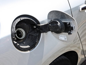 2012款1.6T 自动时尚运动版 油箱盖