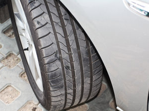 2012款1.6T 自动时尚运动版 细节外观
