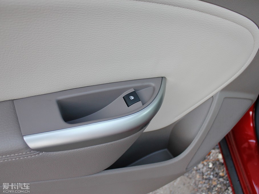 2013��Ӣ��GT 1.6L �Ԅ����m��