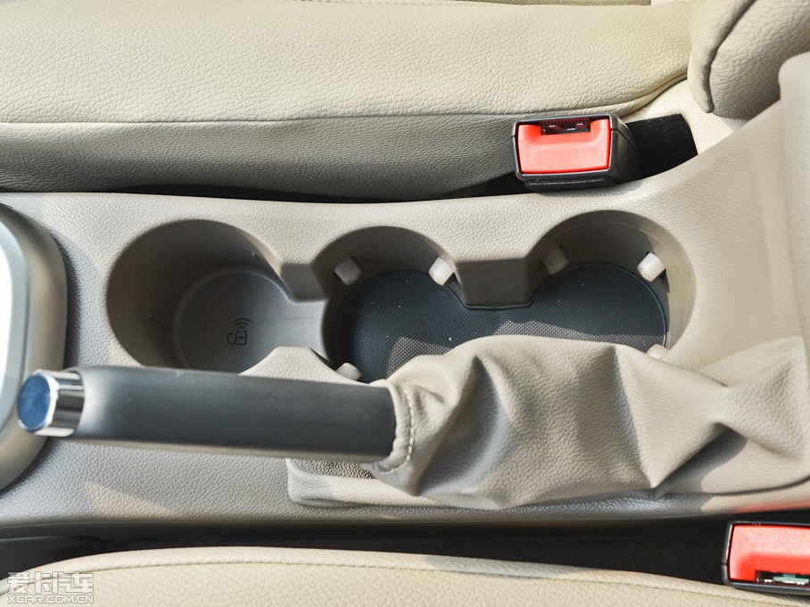 2013��Ӣ��GT 1.6L �ք����m��