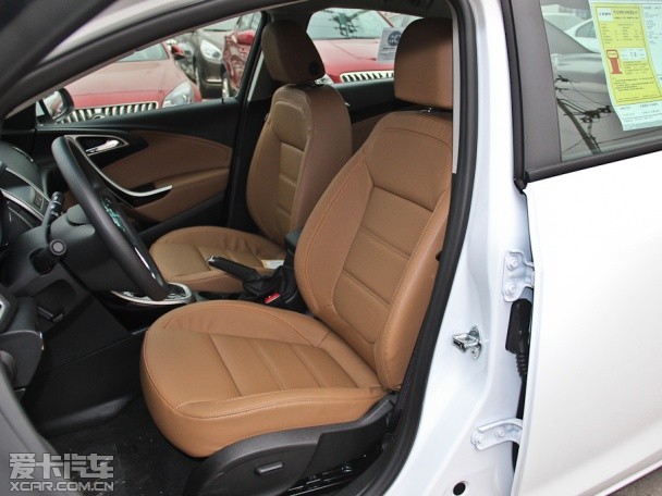 上海通用別克2013款英朗GT