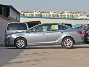2013款1.6L 手动进取型 整体外观