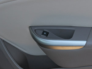 20131.6L ք(dng)M(jn)ȡ g