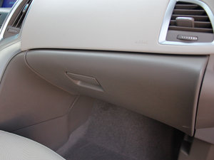 2013款1.6L 自动舒适型 空间座椅