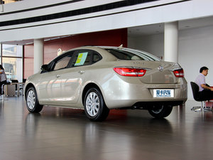2013款1.6L 自动时尚型 整体外观