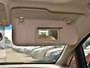 2013款1.6L 手动舒适型 空间座椅