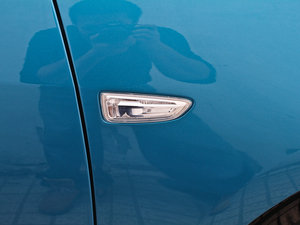 2013款1.6L 自动舒适版 细节外观