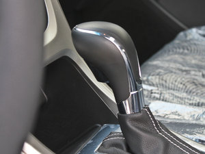 2013款1.6L 自动舒适版 中控区