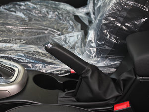 2013款1.6L 自动舒适版 中控区