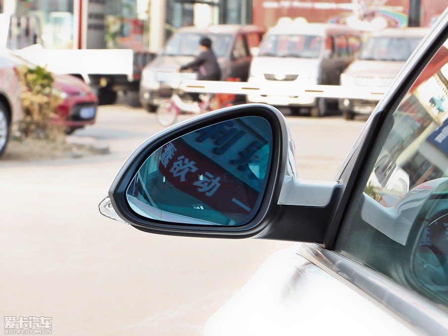 2013�����GS 2.0T �v���\�Ӱ�