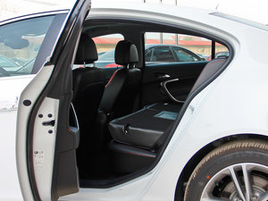 2013款2.0T 纵情运动版 后排座椅放倒