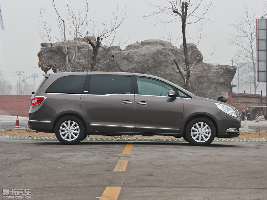 2013eGL8 ES 3.0L GTŰ