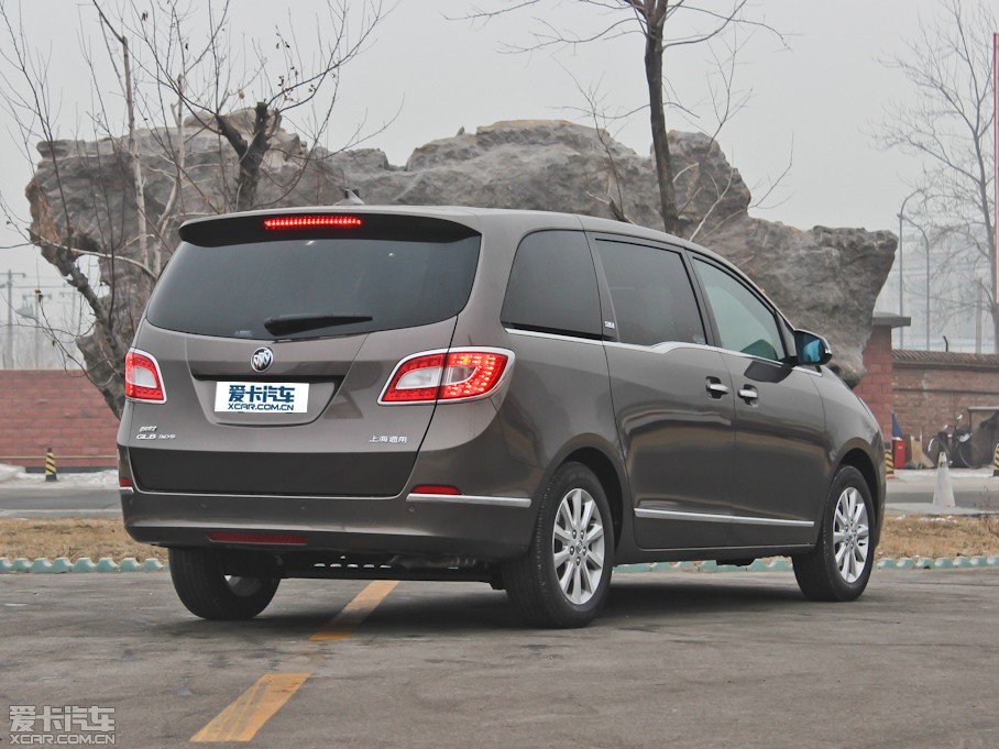 2013eGL8 ES 3.0L GTŰ