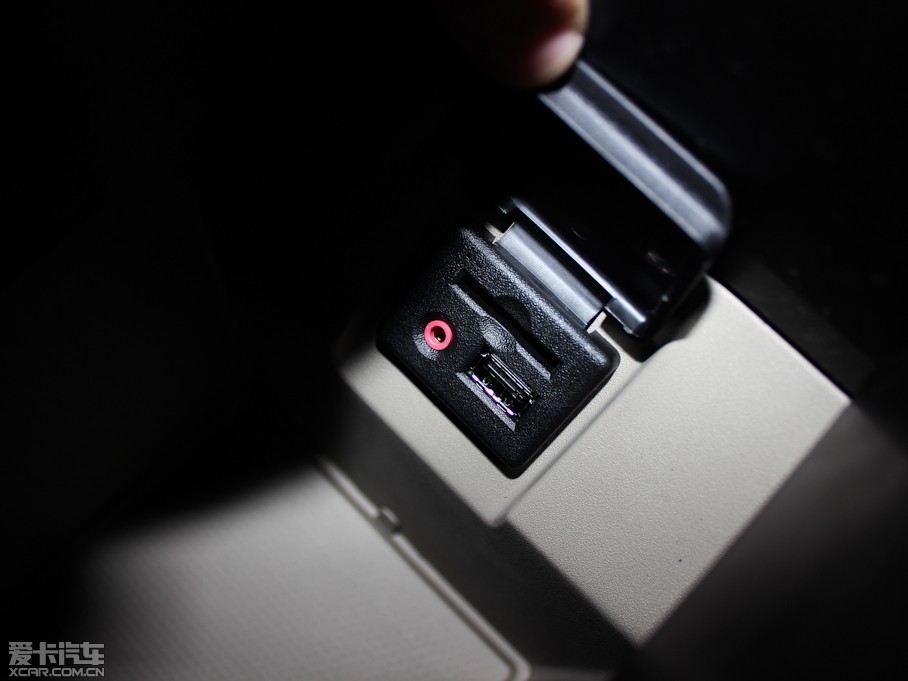 2013eGL8 ES 3.0L GTŰ