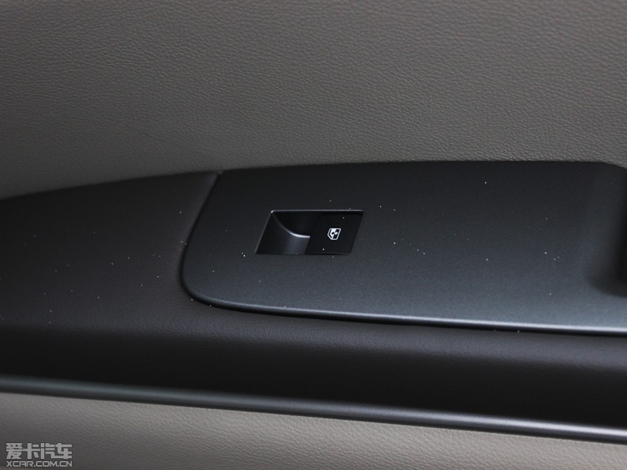 2013eGL8 ES 3.0L GTŰ