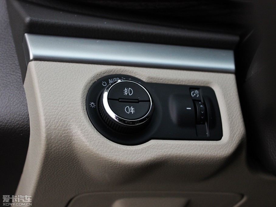 2013eGL8 ES 3.0L GTŰ