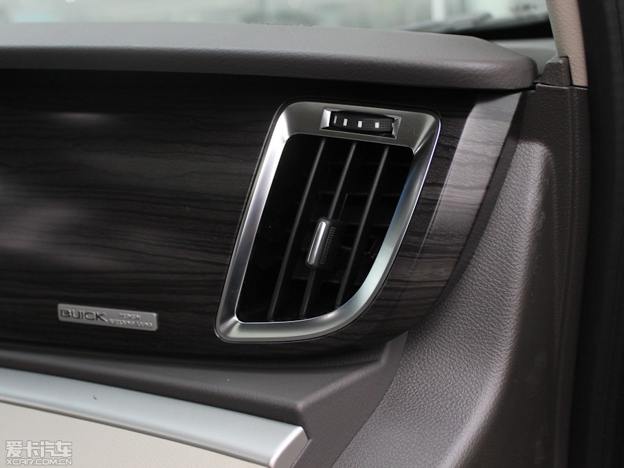 2013eGL8 ES 3.0L GTŰ