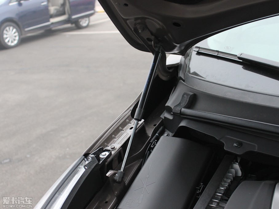 2013eGL8 ES 3.0L GTŰ