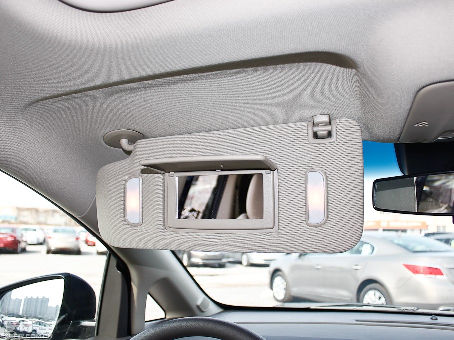 2013GL8 ES½ 2.4L CTʰ
