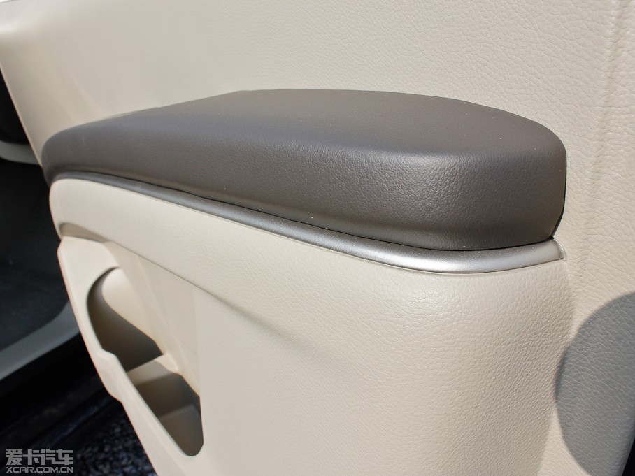 2013eGL8 ES 2.4L CTm