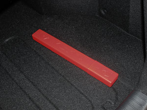2013款1.5L 手动尊享型 其它