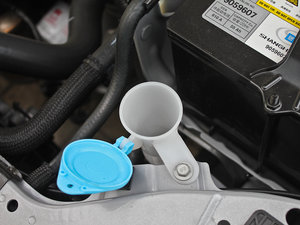 2013款1.5L 手动尊享型 其它