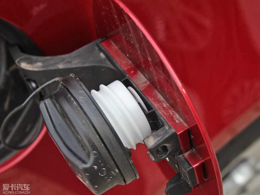 2013����� 1.6T �ԄӾ�Ӣ�\����