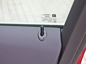 2013款1.6T 自动精英运动型 中控区