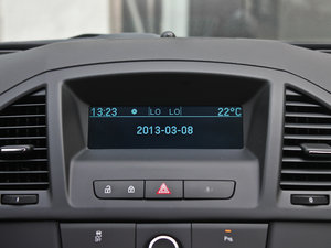 2013款1.6T 自动精英运动型 中控台显示屏