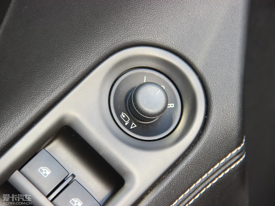 2013Խ 3.0L SIDI V6Ş